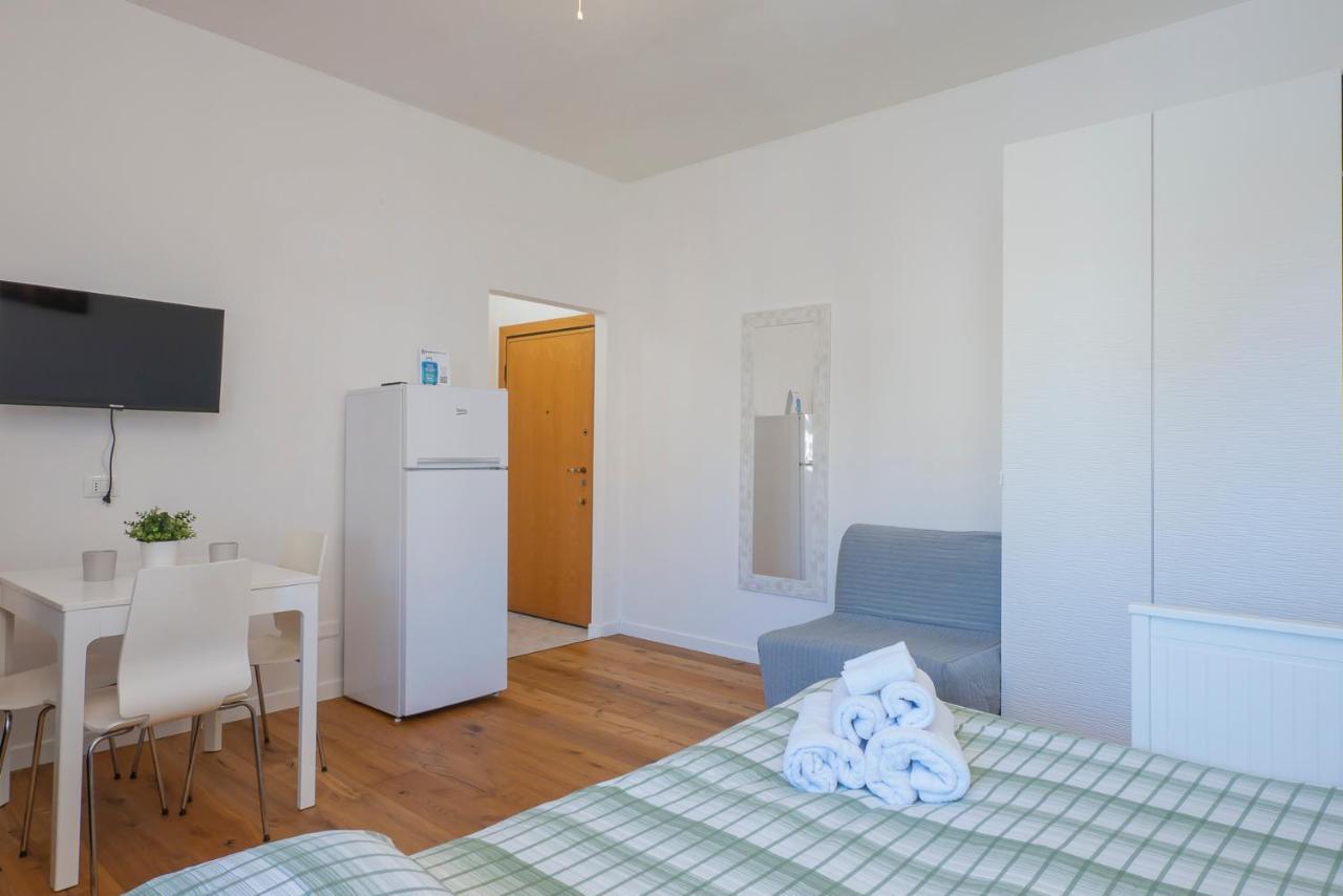I Host Apartment - Fiuggi 59 Милано Екстериор снимка