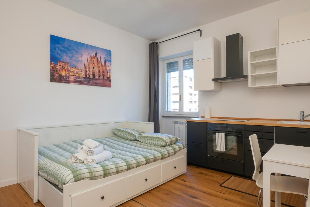 I Host Apartment - Fiuggi 59 Милано Екстериор снимка
