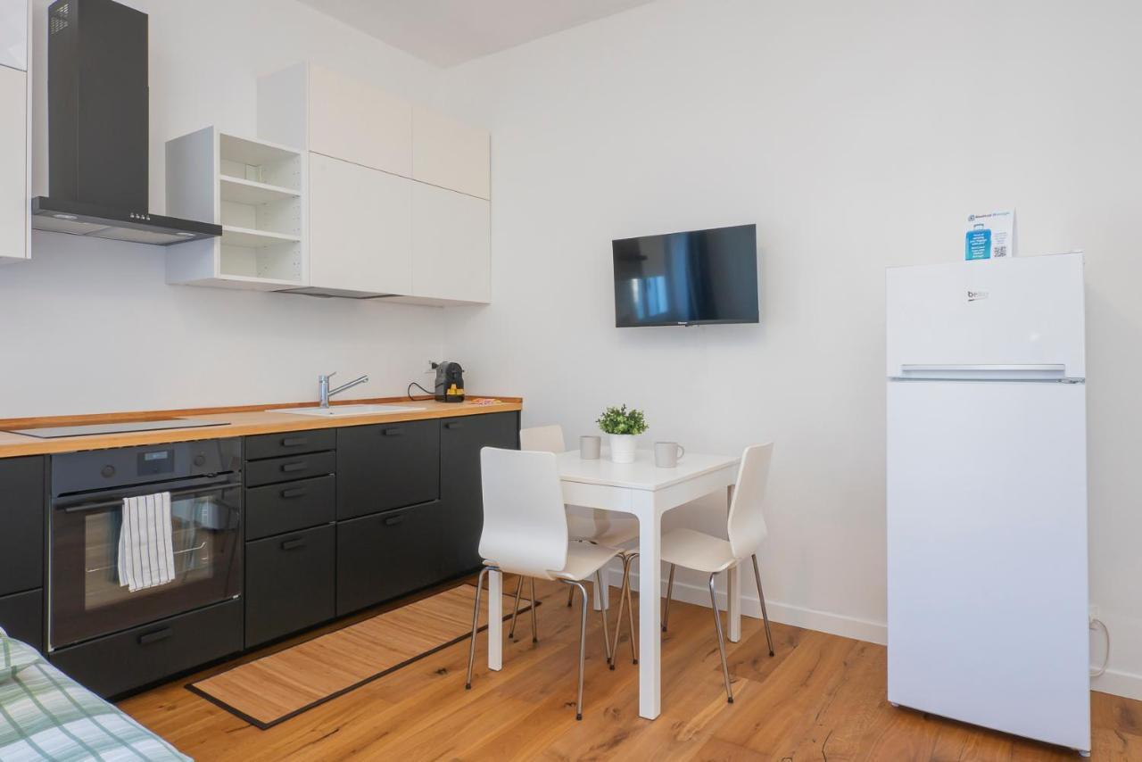 I Host Apartment - Fiuggi 59 Милано Екстериор снимка